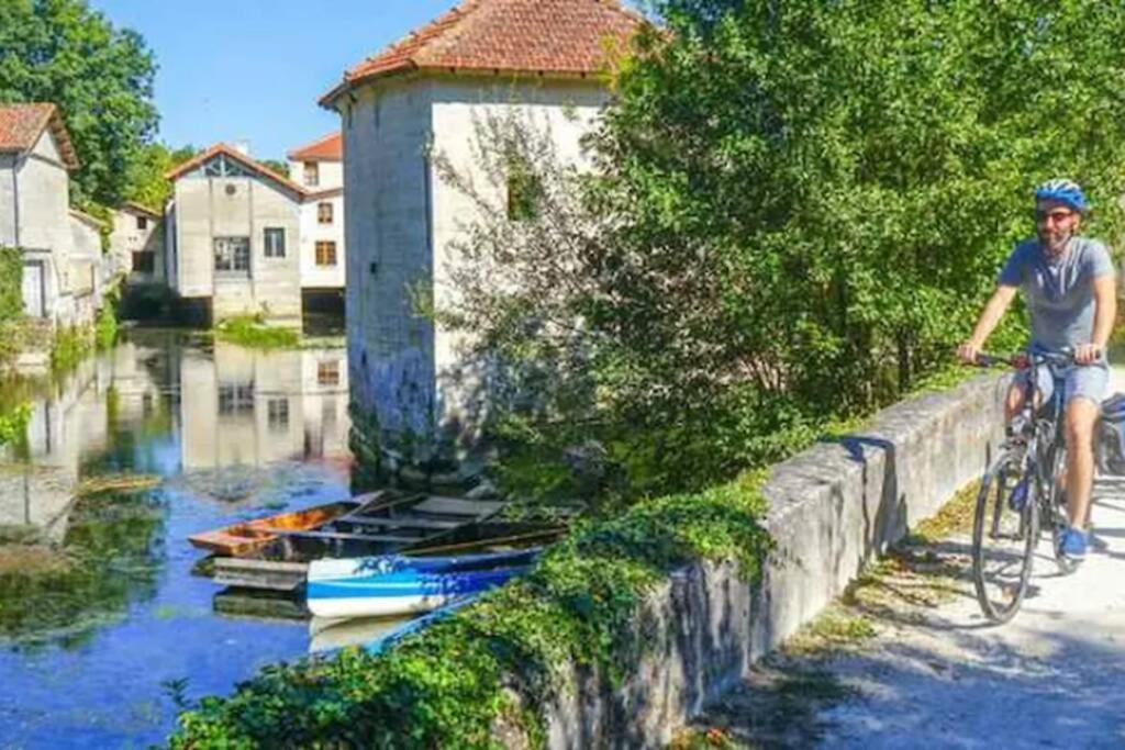 L'Escapade Proche Gare Apartman Angoulême Kültér fotó